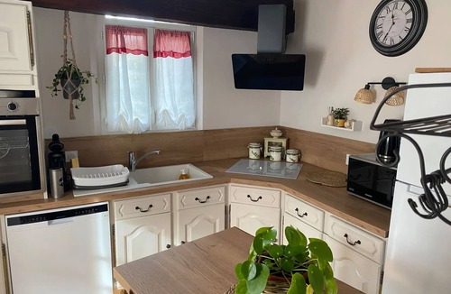 Loches House | Homerez - Charming Home with Jacuzzi in Loches