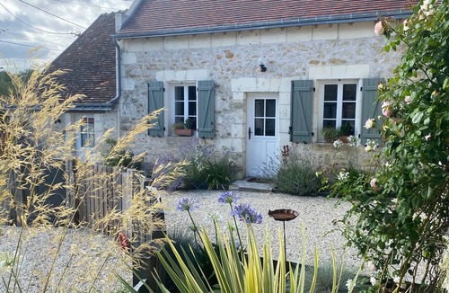 Loches House | Homerez - Charming Home with Jacuzzi in Loches