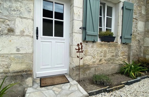 Loches House | Homerez - Charming Home with Jacuzzi in Loches