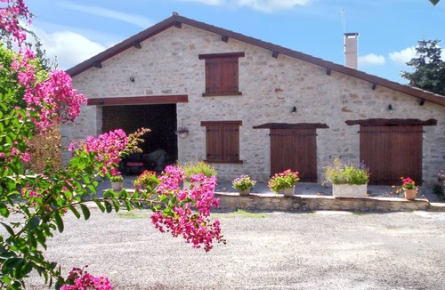 Saint-Cirq House | Homerez - Charming House in Saint-Cirq with Private Pool