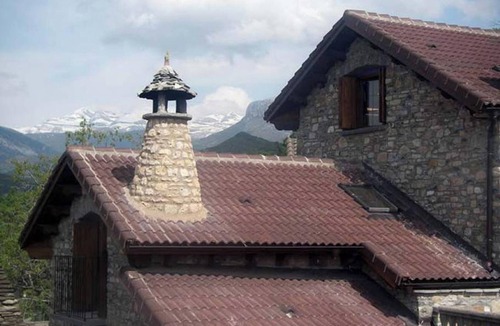 Belsierre House | Homerez - Charming House in Belsierre, Mountain View