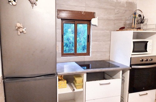 Iraneta House | Homerez - Charming House in Irañeta with Fenced Garden