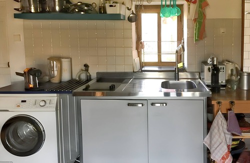 Chenerailles - Auzances - Bellegarde et Haut Pays Marchois House | Homerez - Charming house in Charron with shared pool