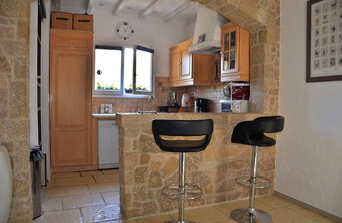 Mons House | Homerez - Charming House in Mons with Shared Pool