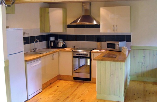 Nehou House | Homerez - Charming house with shared pool in Nehou