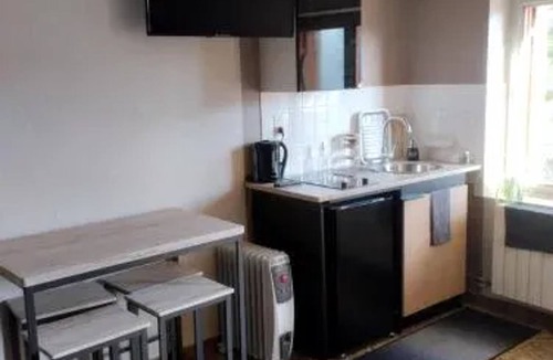 Aubusson Apartment | Homerez - Charming studio in Aubusson with terrace 35 m²