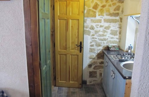 Betina Apartment | Homerez - Charming Studio in Betina