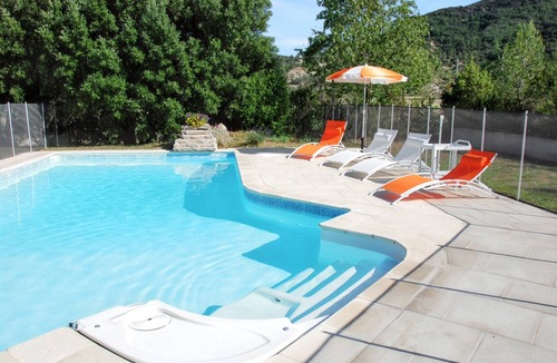 Pompignan Villa | Homerez - Charming Villa in Pompignan with Pool and Garden