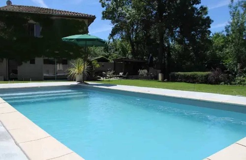 Gaillac Villa | Homerez - Charming villa in Gaillac with private pool