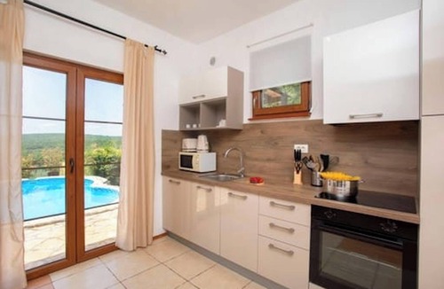 Ripenda Verbanci Villa | Homerez - Charming villa with private pool near the sea and garden