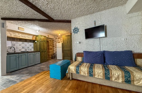 Betina Apartment | Homerez - Comfortable apartment in Betina, 52 m², AC