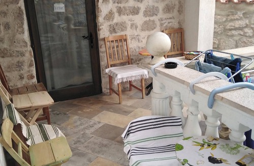 Betina Apartment | Homerez - Comfortable apartment in Betina, 52 m², AC