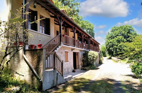Milhars Villa | Homerez - Comfortable villa in Milhars with private pool