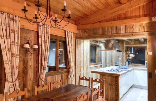 Cordon Ski Chalet | Homerez - Cordon Chalet, Mountain View