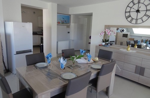 Berck-sur-Mer Apartment | Homerez - Cosy Apartment in Berck with Sea View (72m²) + Balcony