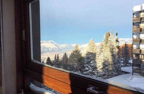 Chamrousse Apartment | Homerez - Cosy Apt in Chamrousse