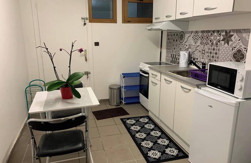 Deuil-la-Barre Apartment | Homerez - Cosy Apt Montmorency