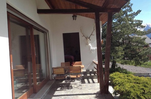 Anzere Ski Chalet | Homerez - Cosy Chalet in Anzère with Mountain View and Fireplace