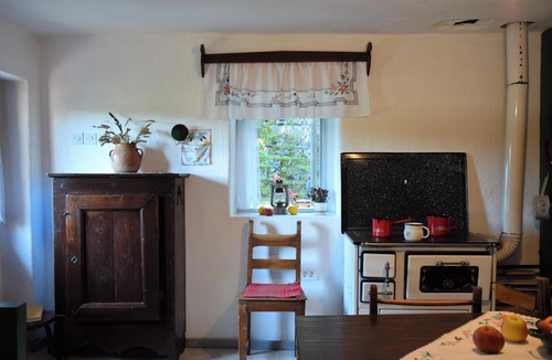 Gospic Ski Chalet | Homerez - Cosy Chalet in Gospić with Jacuzzi and Mountain View