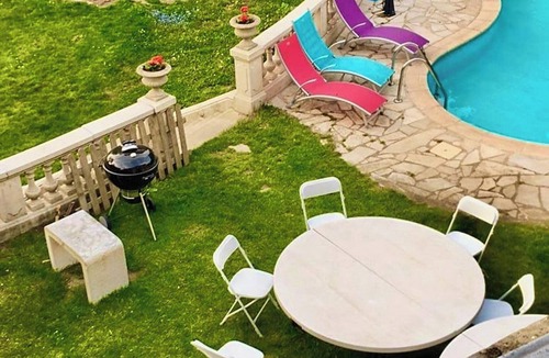 Bailleul House | Homerez - Cosy house with private pool in Bailleul