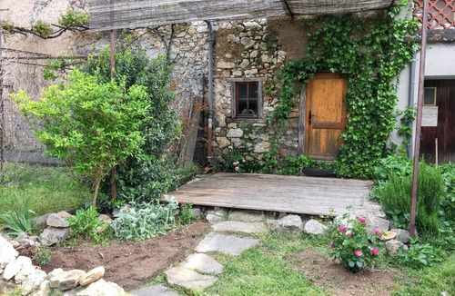Puivert House | Homerez - Countryside house with mountain view in Puivert.