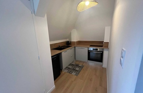 Bruz Apartment | Homerez - Cozy apartment in Bruz