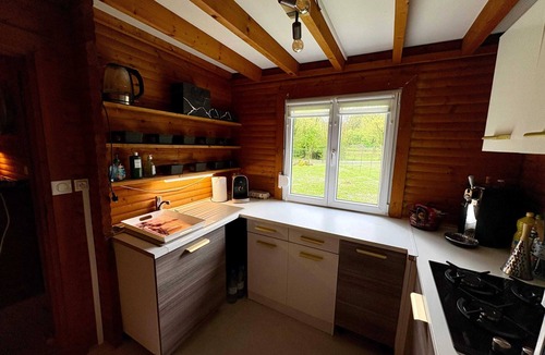 Authuille Ski Chalet | Homerez - Cozy Chalet with River View - 62 m²