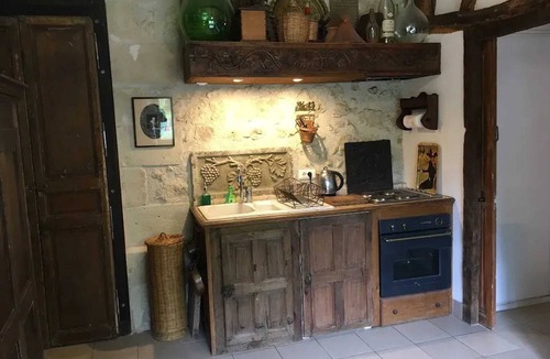 Brehemont House | Homerez - Cozy house in Bréhémont with peaceful garden