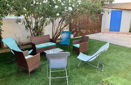 Bompard House | Homerez - Cozy House with Garden in Marseille