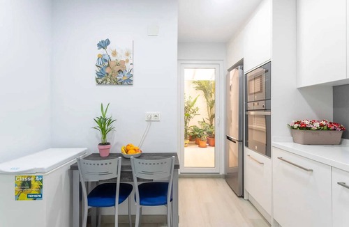 Coveta Fuma Apartment | Homerez - El Campello apartment, sea view.