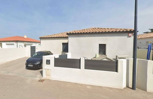 Pia Villa | Homerez - Elegant Villa with Private Pool - Pia