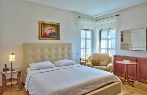 Pula Other | Homerez - Enchanting Manor near Pula with Expansive Grounds & Garden
