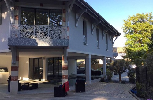 Arcachon Villa | Homerez - Exceptional Villa in Arcachon with Private Pool