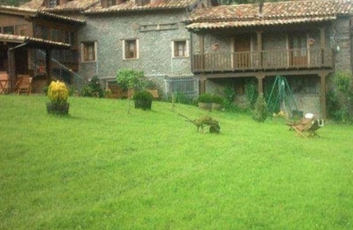 Ardanue Apartment | Homerez - Family Apartment in Ardanué, 60 sqm, View