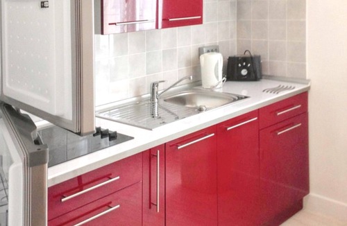 Neris-les-Bains Apartment | Homerez - Flat in Néris-les-Bains.