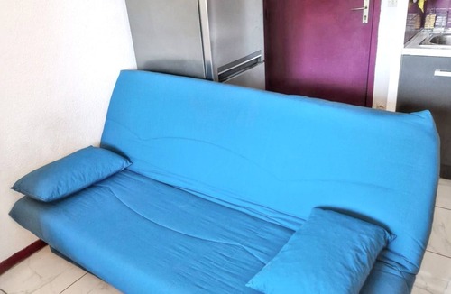 Port Rive Gauche Apartment | Homerez - Flat in Gruissan, shared pool
