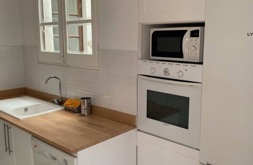 Tortosa Apartment | Homerez - Flat Tortosa, City View