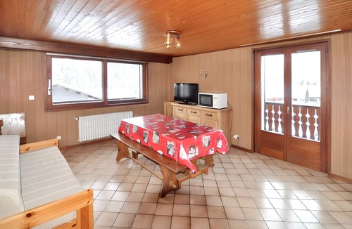 La Chapelle-d'Abondance Apartment | Homerez - Apt La Chapelle-d'Abondance