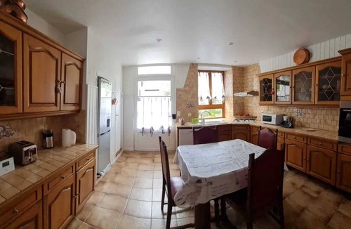 Montcuq House | Homerez - House in Montcuq-en-Quercy.
