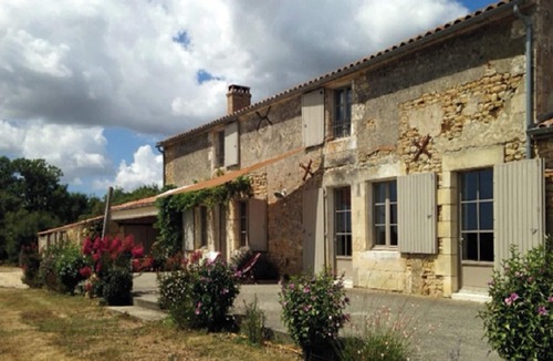 Saint-Cyr-en-Talmondais Villa | Homerez - Villa in Saint-Cyr-en-Talmondais