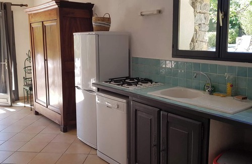 Saint-Julien-de-la-Nef House | Homerez - House in Saint-Julien