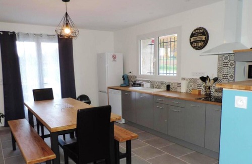 Saint-Pierre-de-Clairac House | Homerez - House for 7 ppl. with swimming-pool at Saint-Pierre-de-Clairac