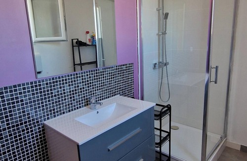 Saint-Privat-des-Vieux Villa | Homerez - Villa in Saint-Privat-des-Vieux