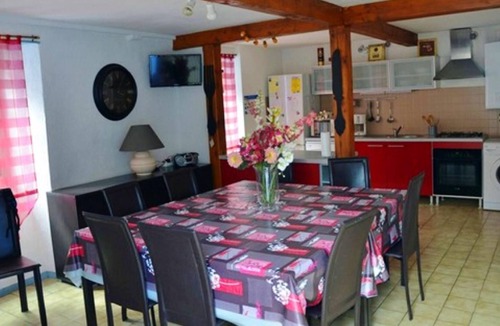 Sainte-Marie-de-Campan House | Homerez - House for 10 ppl. with garden and terrace at Sainte-Marie de Campan