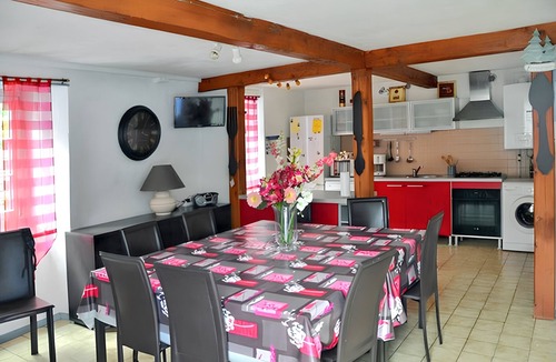 Sainte-Marie-de-Campan House | Homerez - House in Sainte-Marie de Campan