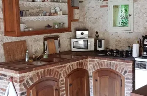 Montaigu-de-Quercy House | Homerez - Home in Montaigu-de-Quercy