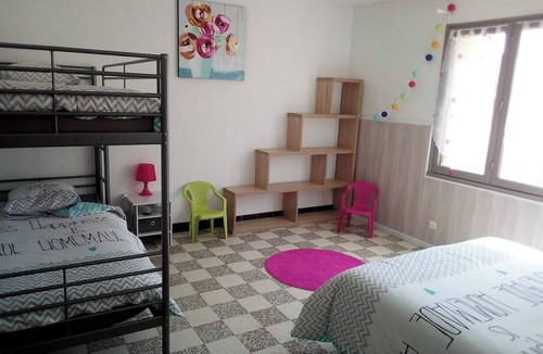 Champigny-sur-Veude House | Homerez - House in Champigny-sur-Veude