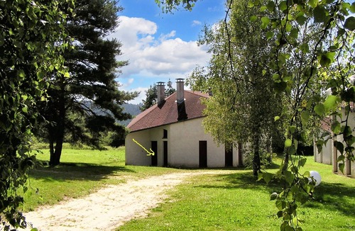 La Chapelle-Geneste House | Homerez - House in La Chapelle-Geneste