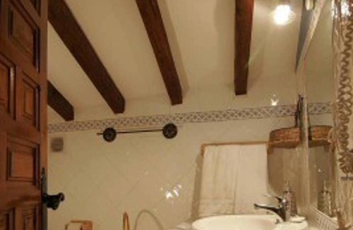 Robledillo de Gata House | Homerez - House for 8 ppl. with terrace and balcony at Robledillo de Gata
