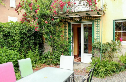 Bagneres-de-Luchon House | Homerez - House in Bagnères-de-Luchon.
